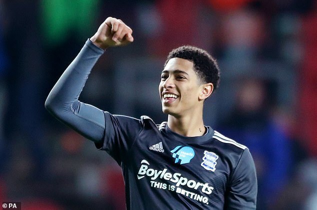 腾讯游戏学堂2024最新成果发布，以技术创新、人才培养拓宽行业边界