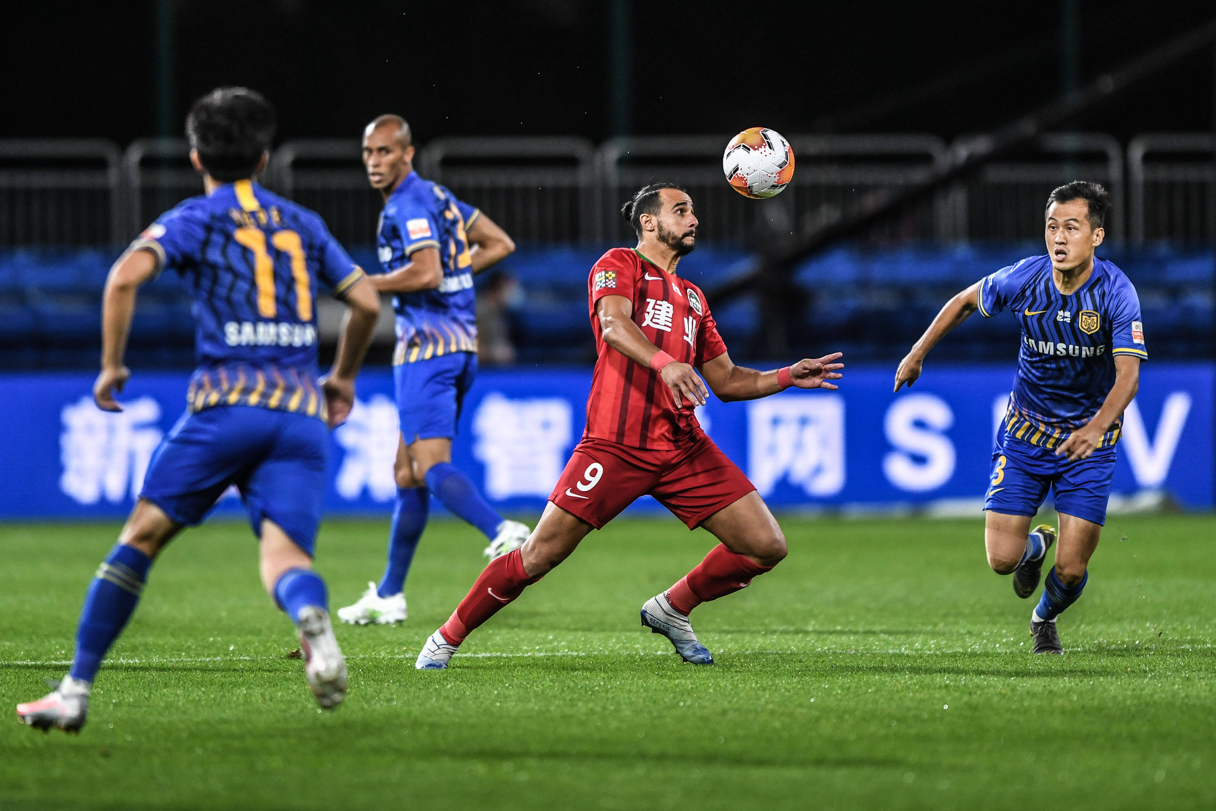 津媒：U23国足首战平得粗糙