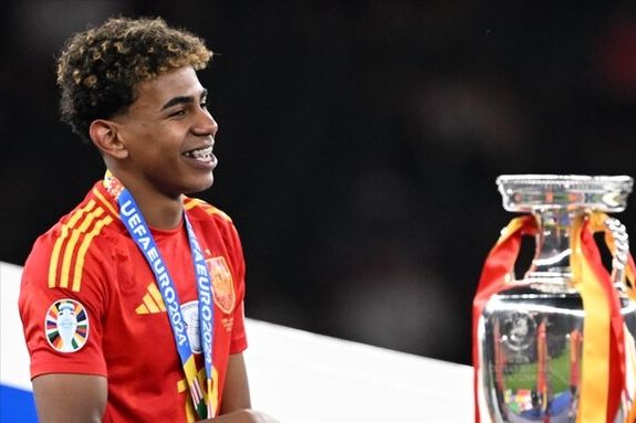 仅单男主卡池更新，叠纸深空又冲畅销总榜第一